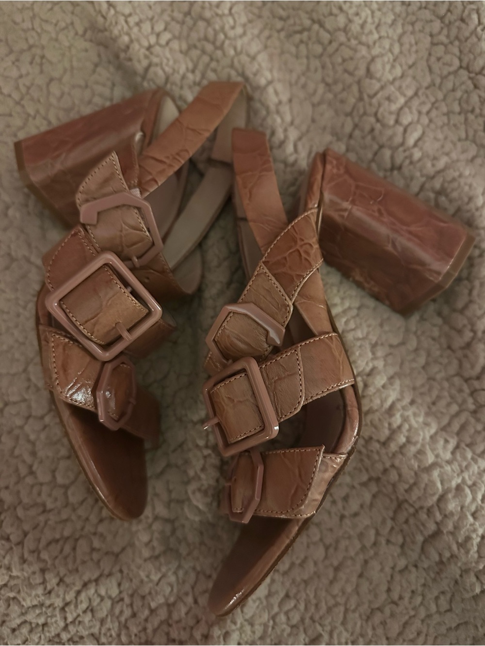 Louise et Cie Tan Croc-Embossed Block Heel Sandals - soft rose color - women’s 8
